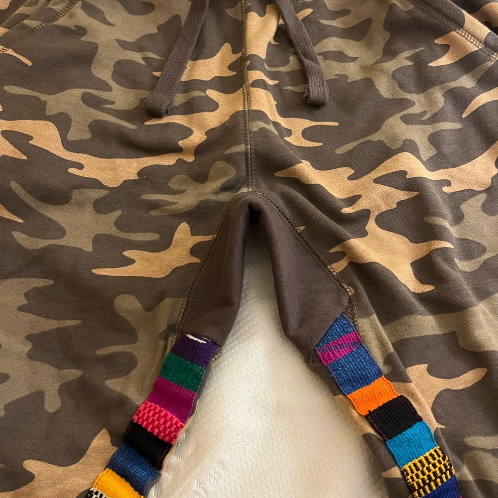 Dirty Milk NWOT Unisex camoflauge joggers - Picture 2 of 9